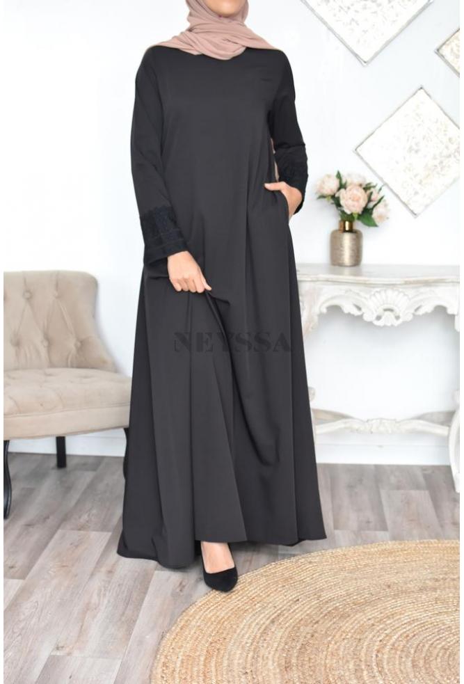 Abaya longue évasée moderne hijab