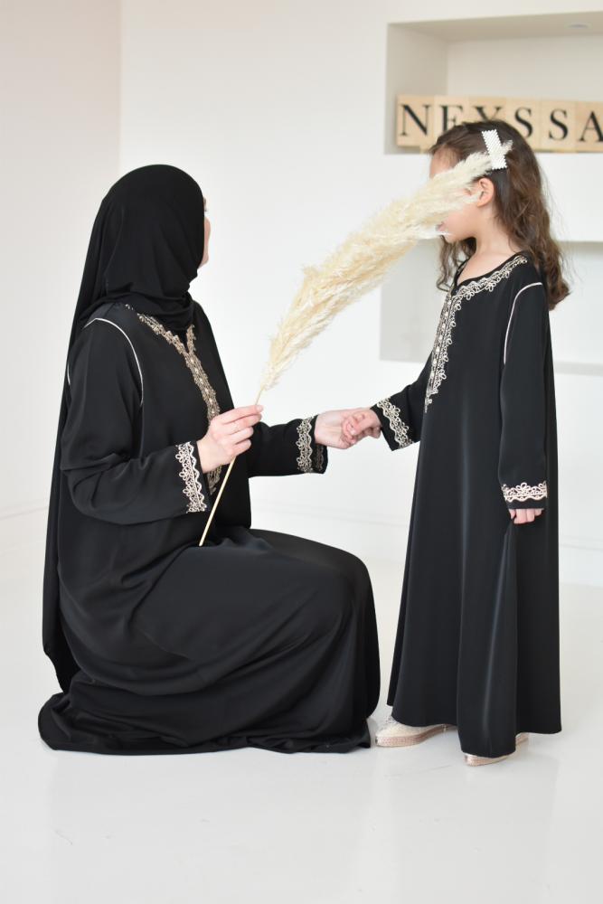 Abaya Mutter oder Mädchen schwarz Neyssa shop