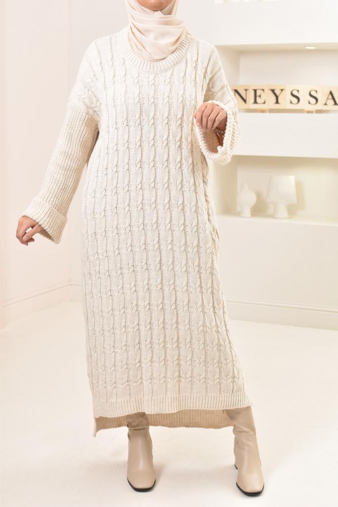 Twisted knit dress, cuffed sleeves